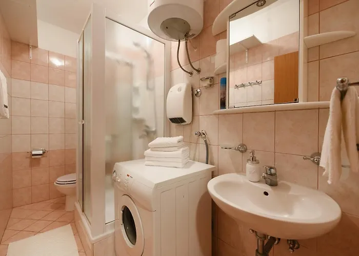 Lola Maria 2 زادار