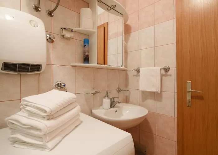 Lola Maria 2 زادار